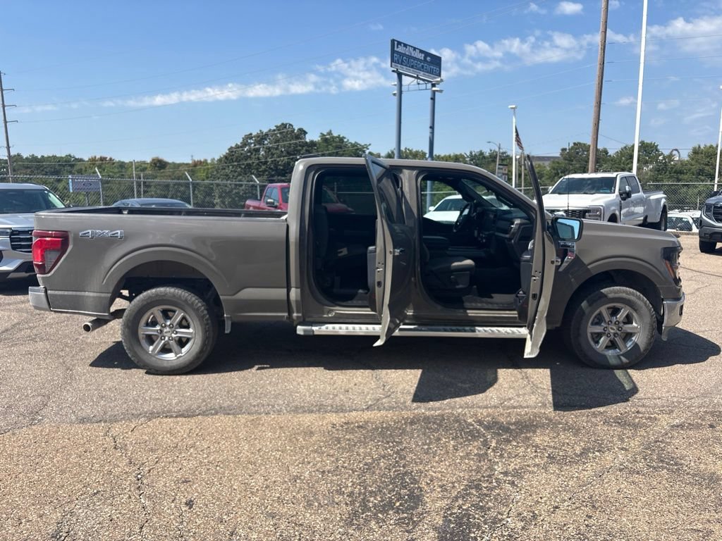 Certified 2025 Ford F150 XLT w/ Equipment Group 301A Standard AWD/4WD image 8