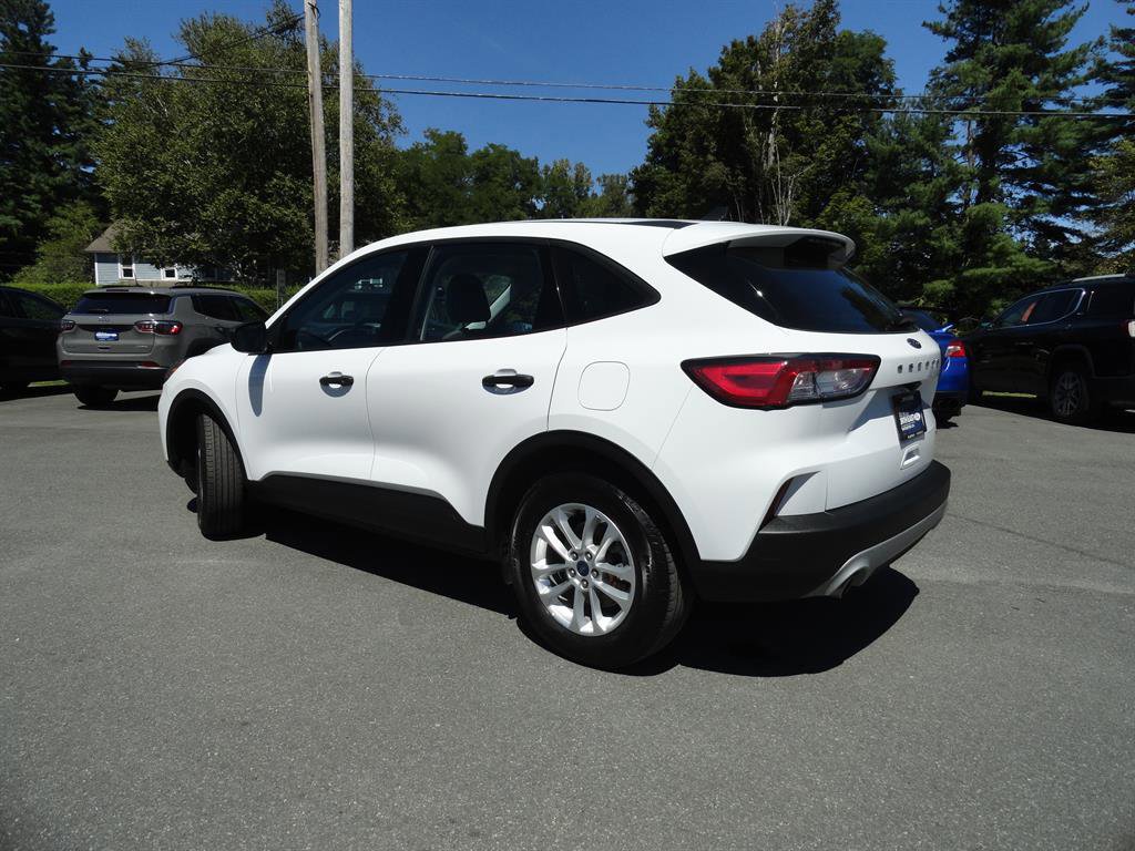 Certified 2022 Ford Escape S image 3