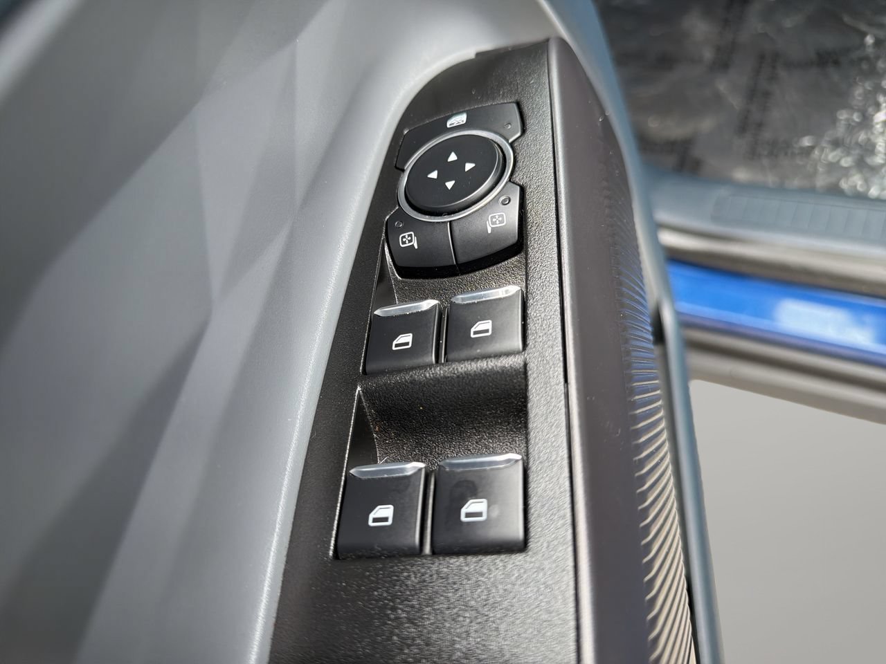 Certified 2024 Ford Maverick Tremor w/ Tremor Off-Road Package AWD/4WD image 17