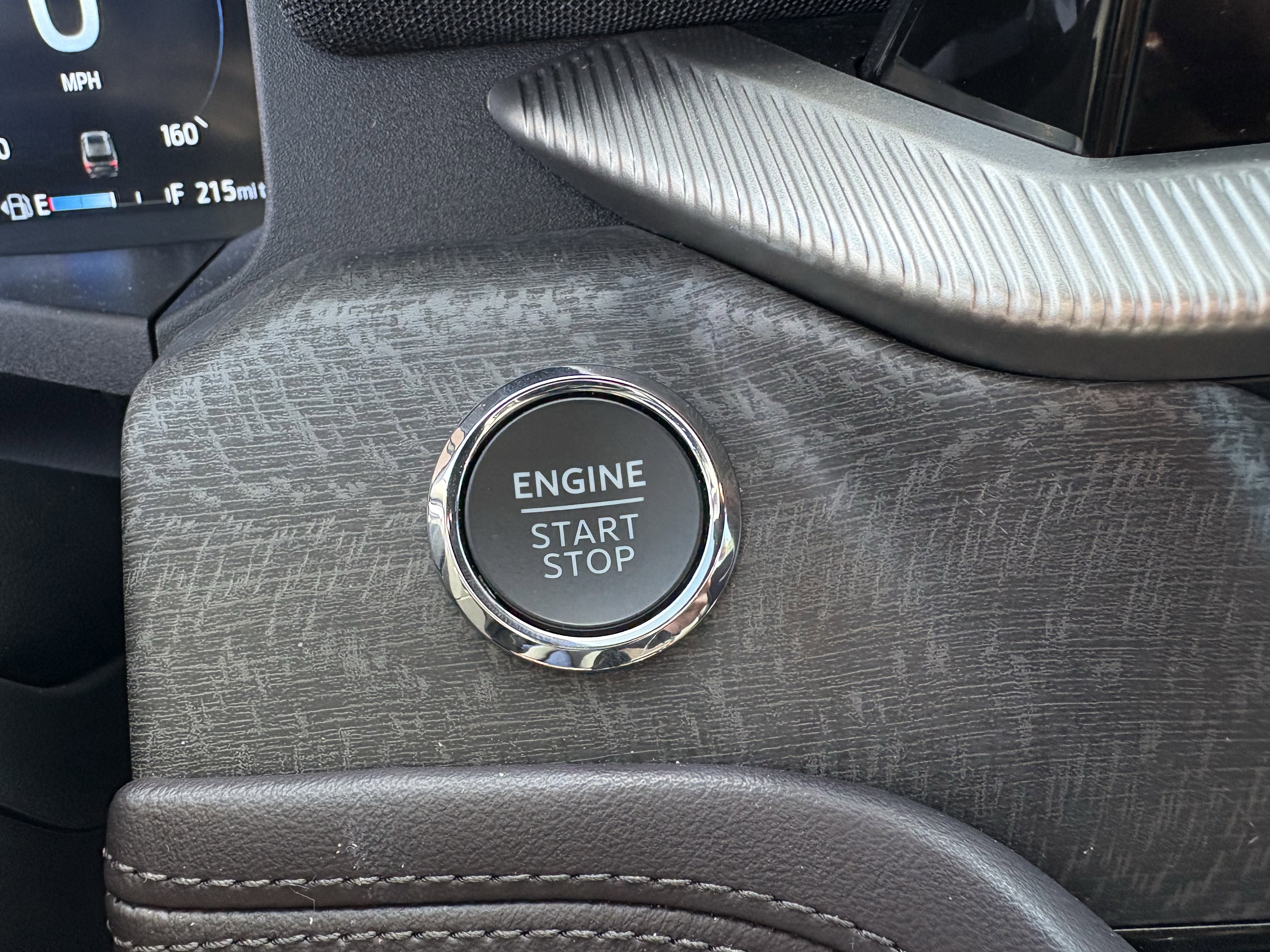 Certified 2025 Ford Explorer Platinum w/ Ultimate Package image 31