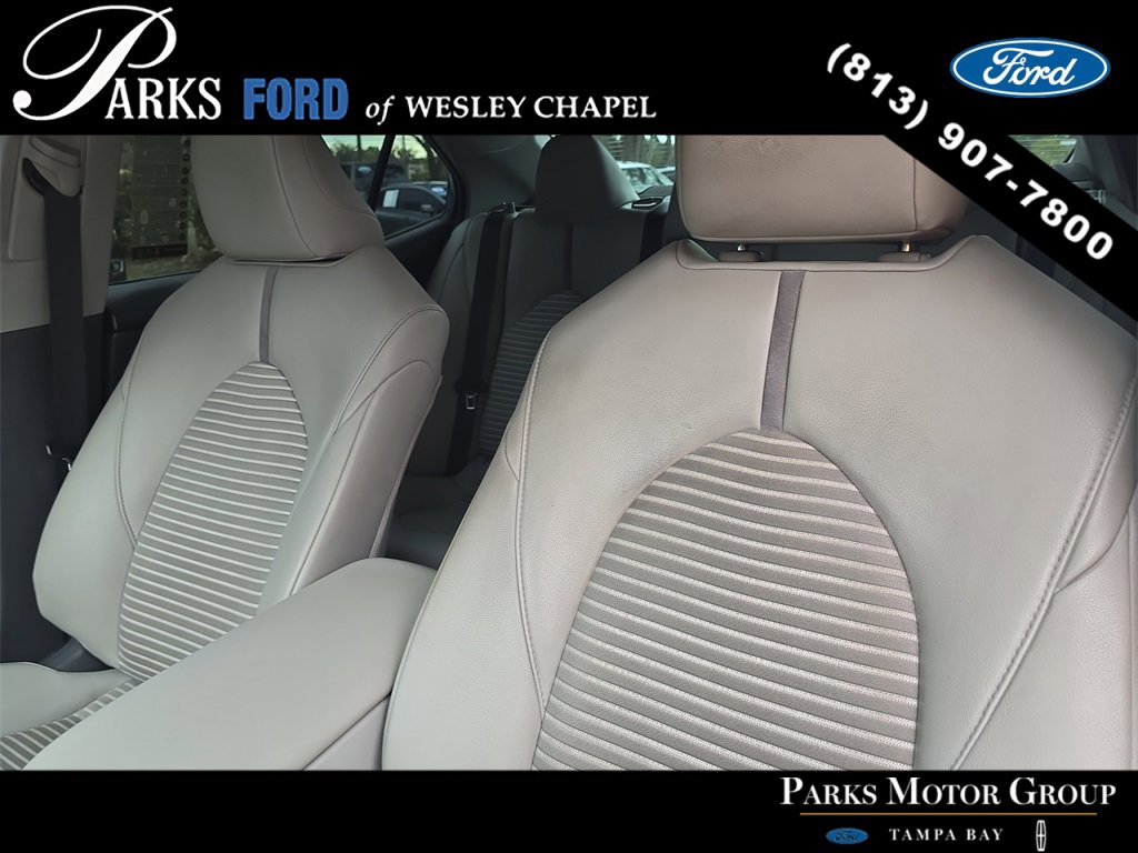 Used 2019 Toyota Camry L image 19