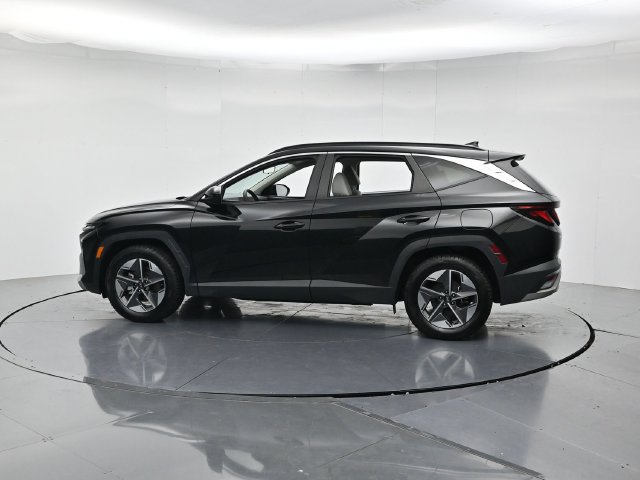 Used 2025 Hyundai Tucson SEL FWD image 7