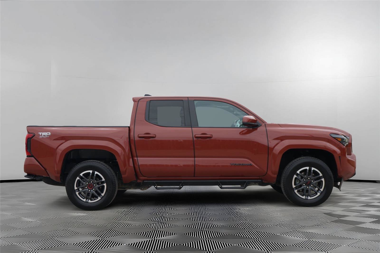 Used 2025 Toyota Tacoma TRD Sport RWD image 4