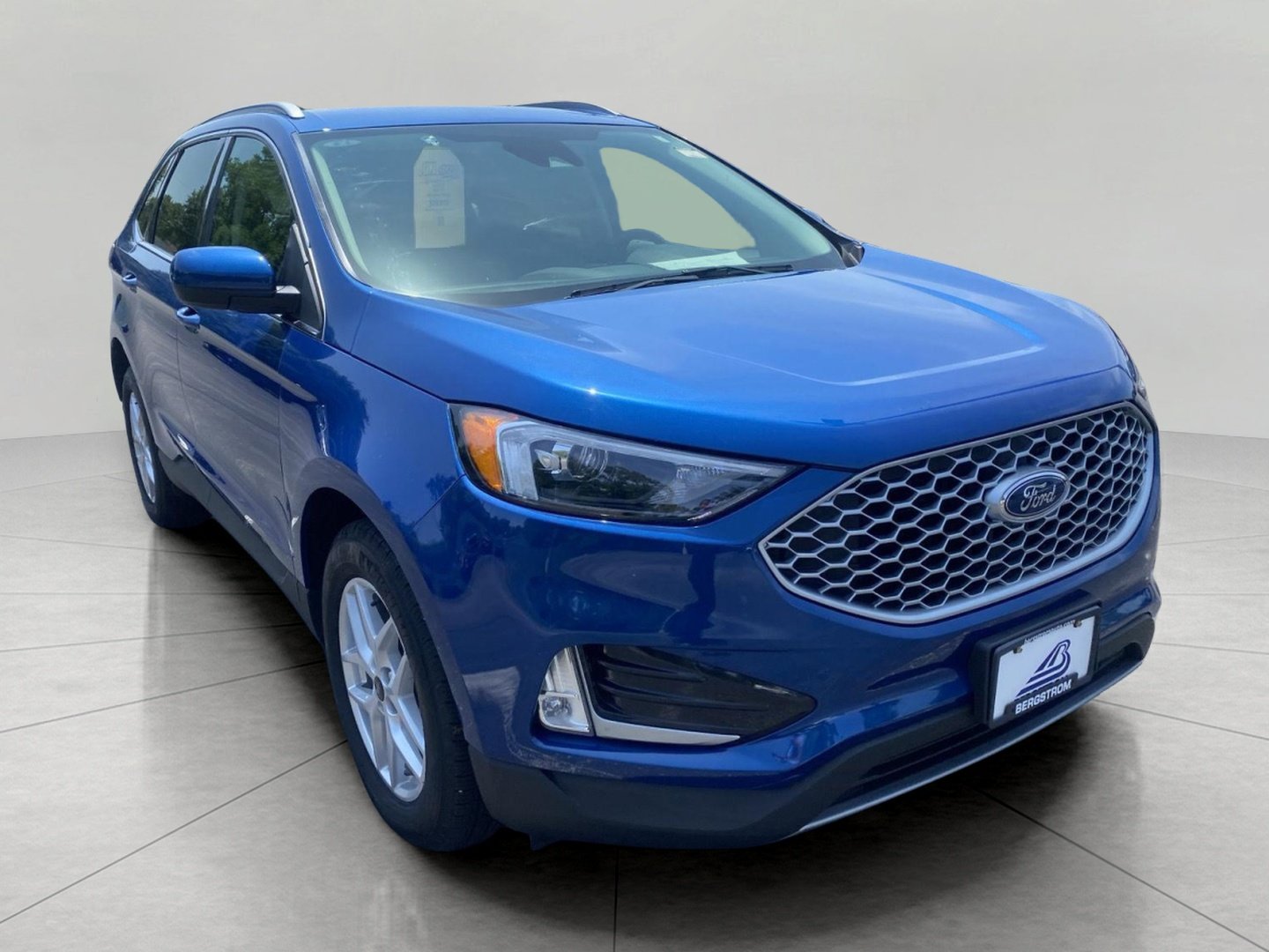 Certified 2024 Ford Edge SEL w/ Convenience Package AWD/4WD image 1
