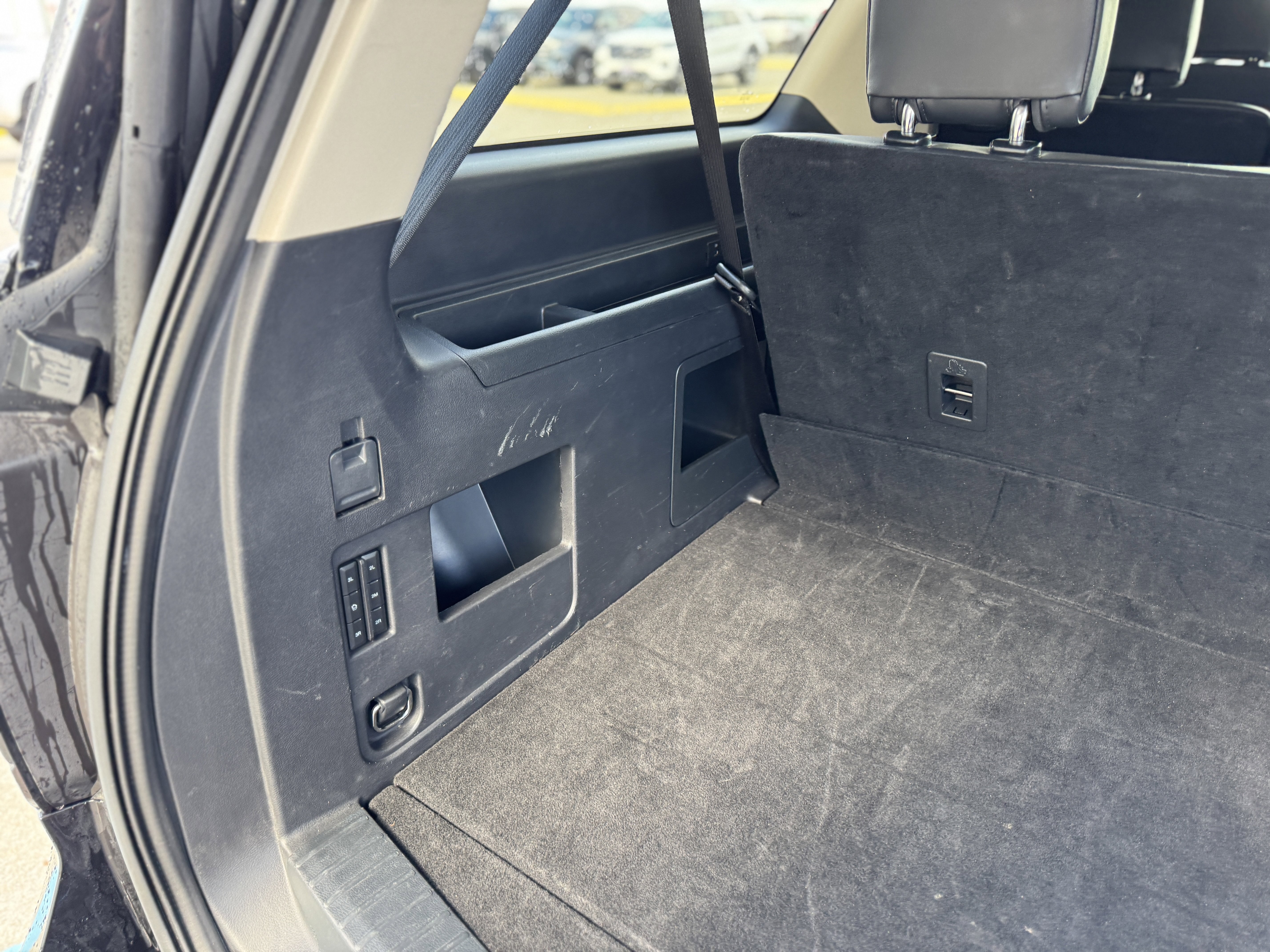 Certified 2024 Ford Expedition Max XLT image 40