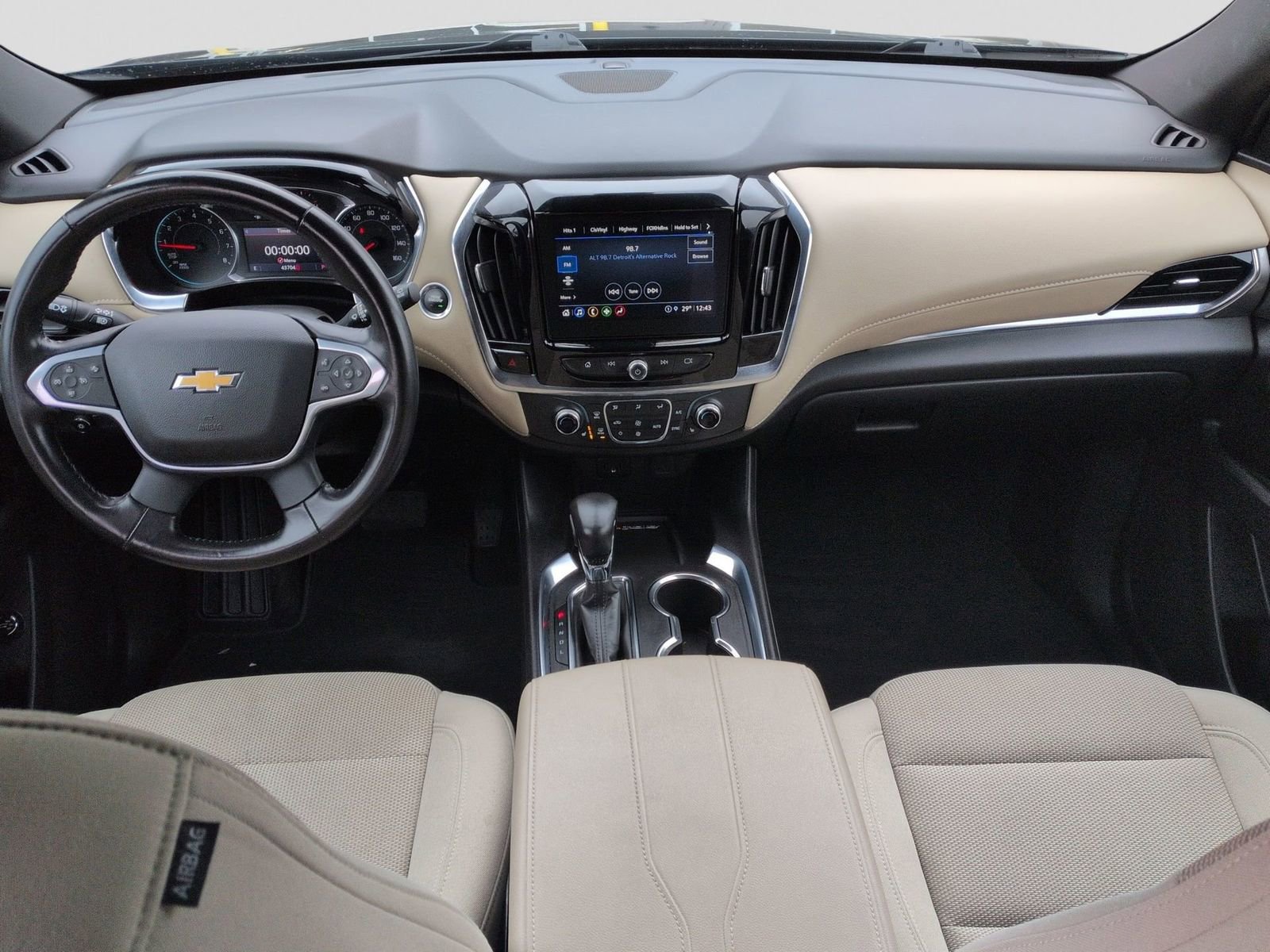 Used 2022 Chevrolet Traverse LT w/ LPO, Cargo Package image 18