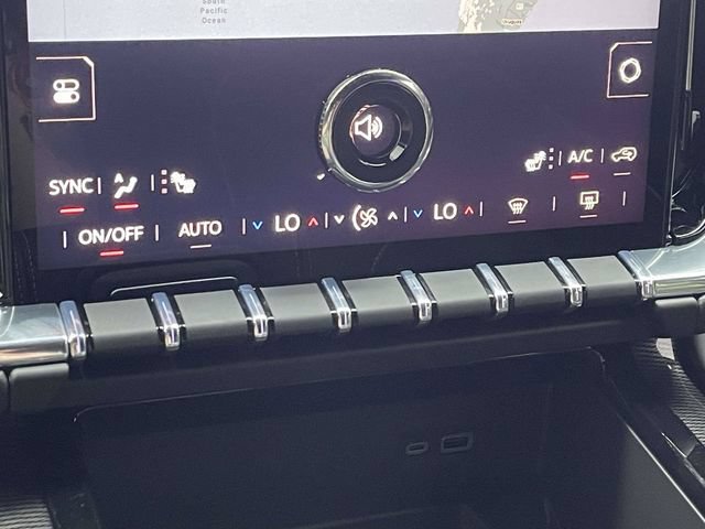 Used 2026 GMC Yukon Elevation w/ LPO, Elevation Black Package RWD image 13