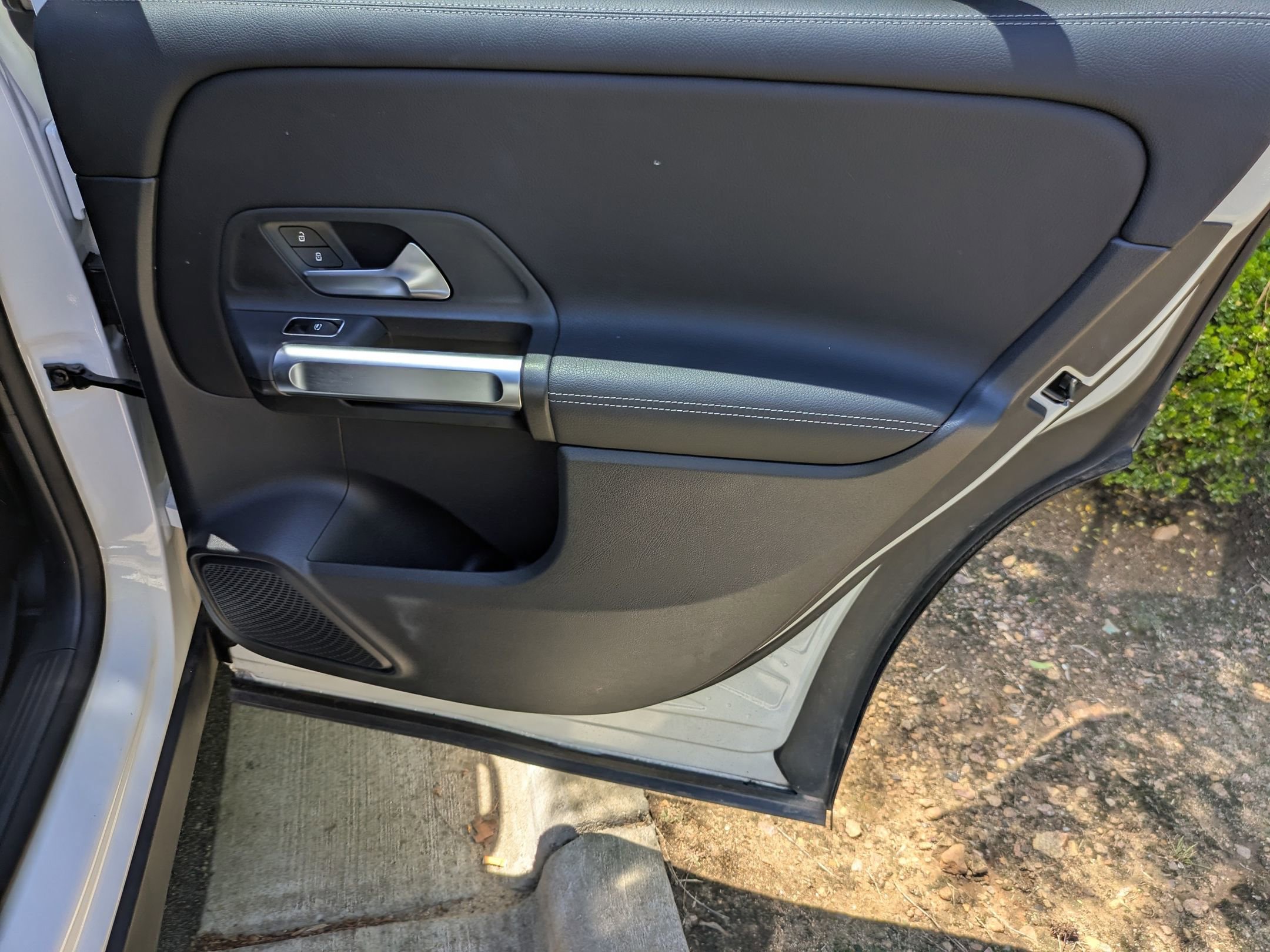 Used 2023 Mercedes-Benz GLB 250 image 36