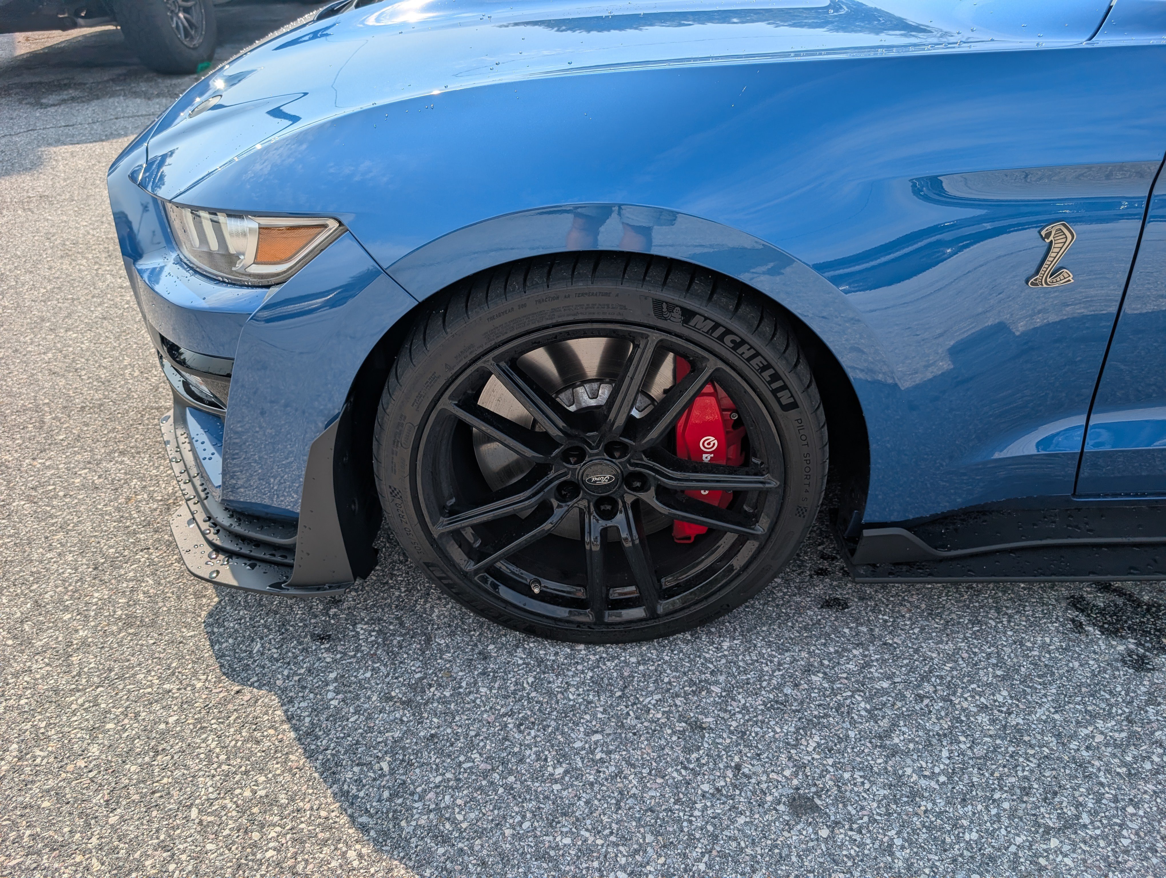 Certified 2020 Ford Mustang Shelby GT500 w/ Technology Package RWD image 11