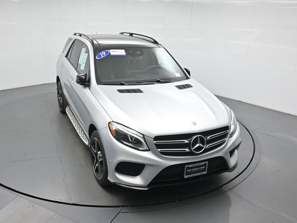 Used 2019 Mercedes-Benz GLE 400 4MATIC video 3
