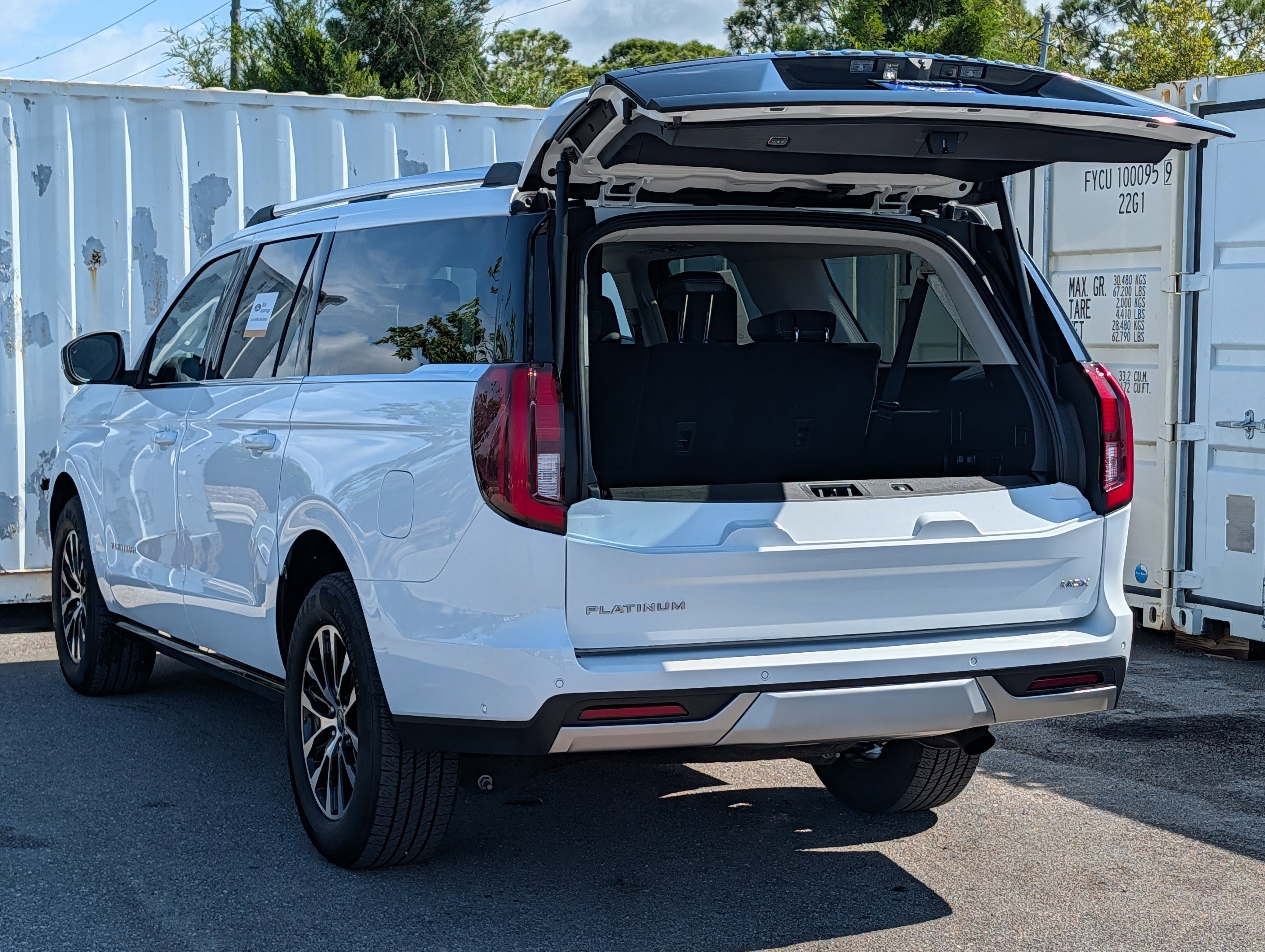 Certified 2025 Ford Expedition Max Platinum AWD/4WD image 13