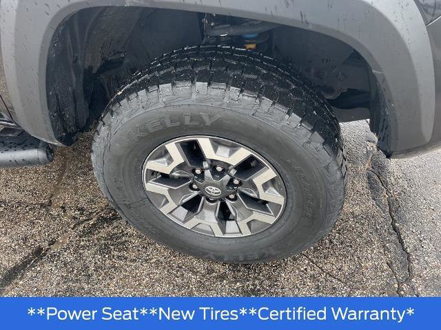 Used 2023 Toyota Tacoma TRD Off-Road AWD/4WD image 10