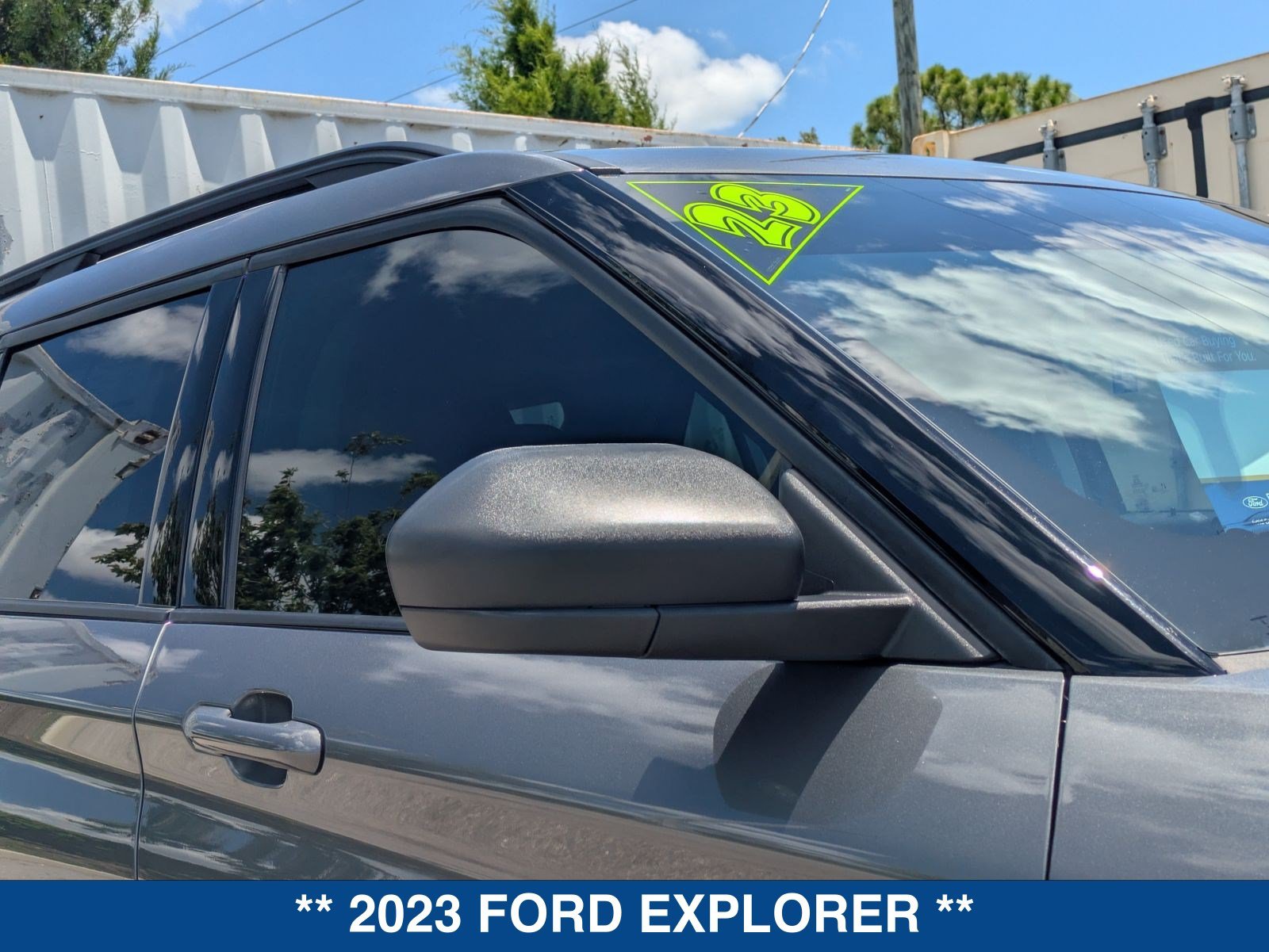 Certified 2023 Ford Explorer XLT RWD image 11