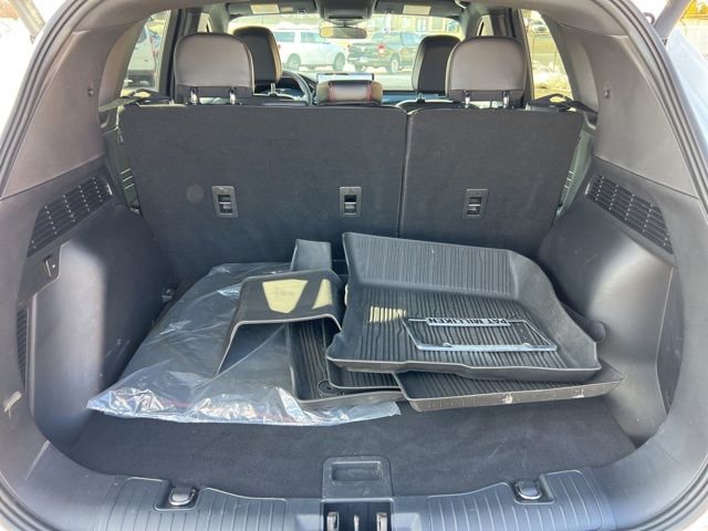 Certified 2023 Ford Escape ST-Line Select w/ Tech Pack #2 image 24