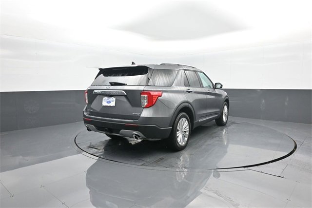 Certified 2022 Ford Explorer Limited w/ Limited Technology Package image 7