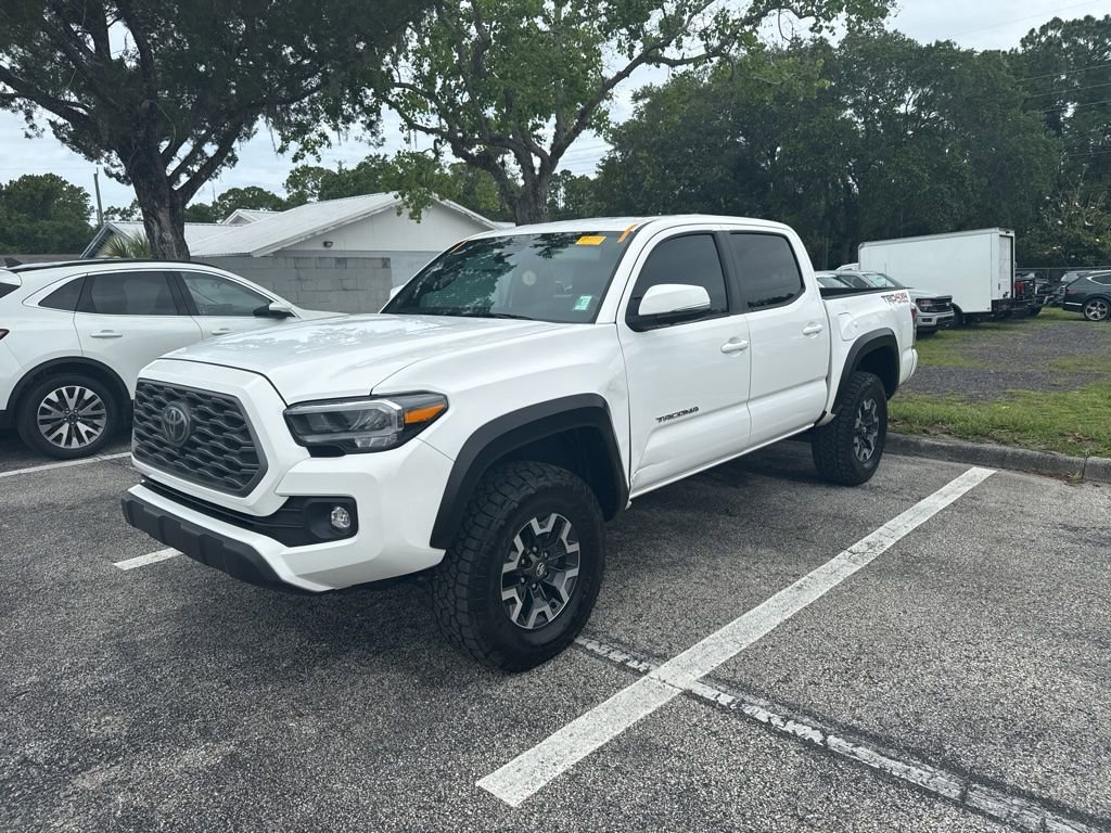 Used 2023 Toyota Tacoma TRD Off-Road w/ TRD Premium Off Road Package AWD/4WD image 2