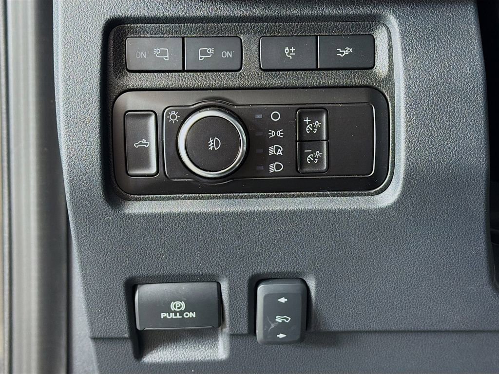 Certified 2023 Ford F250 Lariat w/ Lariat Ultimate Package AWD/4WD image 33