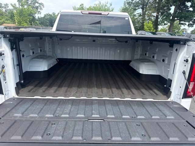 Used 2024 GMC Sierra 1500 SLT w/ SLT Premium Package AWD/4WD image 14