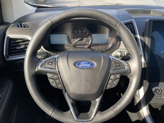 Certified 2022 Ford Edge SEL w/ Convenience Package image 11