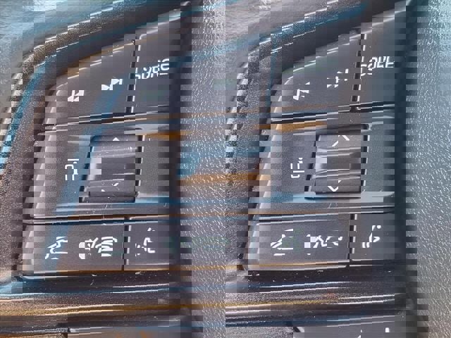 Used 2024 Subaru Crosstrek 2.5i Limited image 22