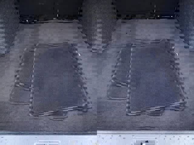 Used 2023 Nissan Versa SV image 8