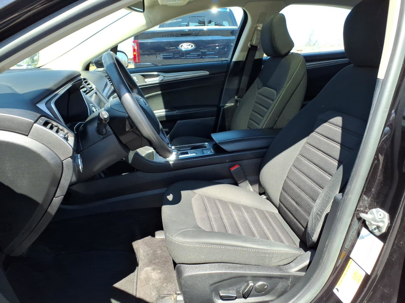 Certified 2020 Ford Fusion SE FWD image 14