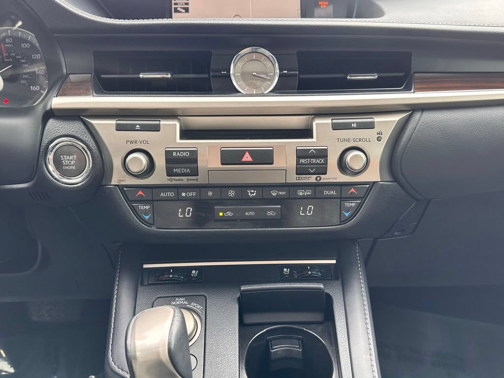 Used 2018 Lexus ES 350 w/ Navigation System Package FWD image 35