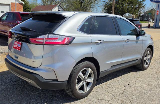 Certified 2024 Ford Edge SEL w/ Convenience Package AWD/4WD image 6