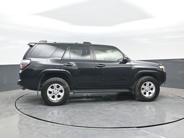 Used 2021 Toyota 4Runner SR5 Premium w/ Moonroof Package AWD/4WD image 3