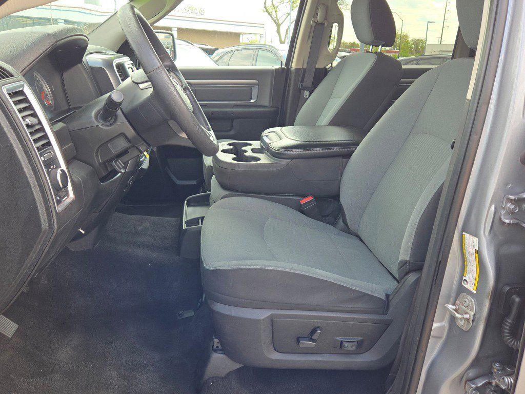 Used 2022 RAM 1500 Classic SLT image 20