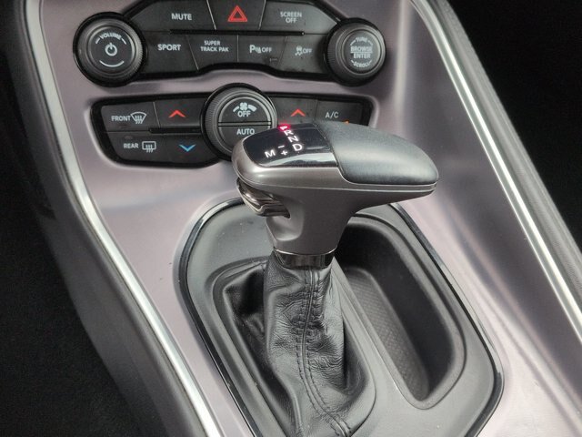 Used 2019 Dodge Challenger R/T RWD image 27