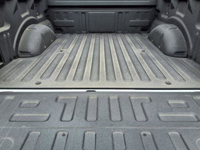 Certified 2025 Ford F150 Lariat w/ Equipment Group 501A Mid AWD/4WD image 11