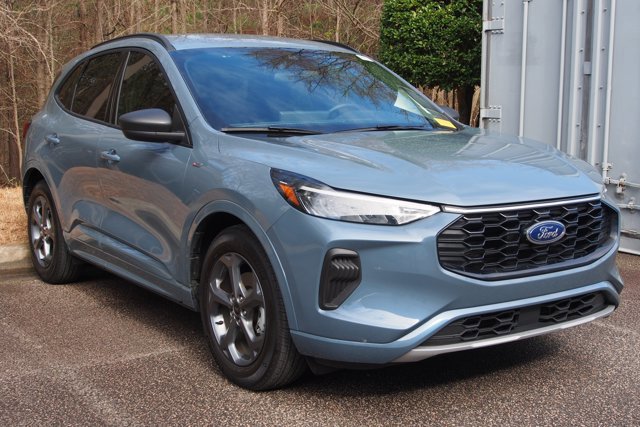 Certified 2023 Ford Escape ST-Line w/ Tech Pack #1 image 7