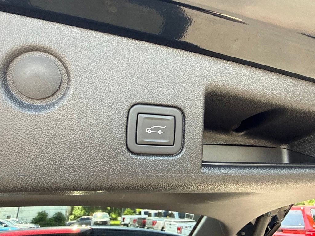 Used 2024 Chevrolet Equinox RS w/ RS Leather Package AWD/4WD image 13