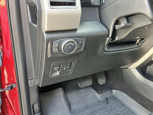 Certified 2020 Ford F150 Lariat image 31