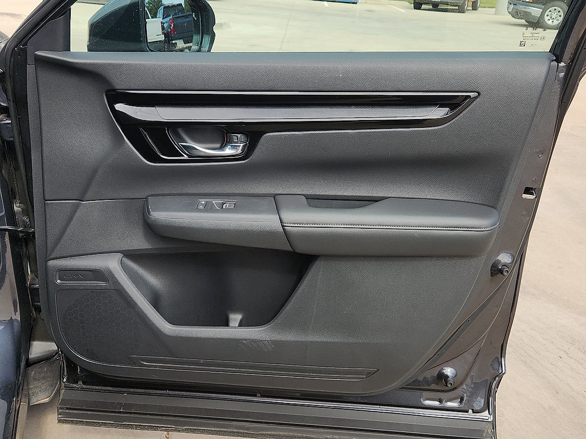 Used 2025 Honda CR-V EX-L image 13