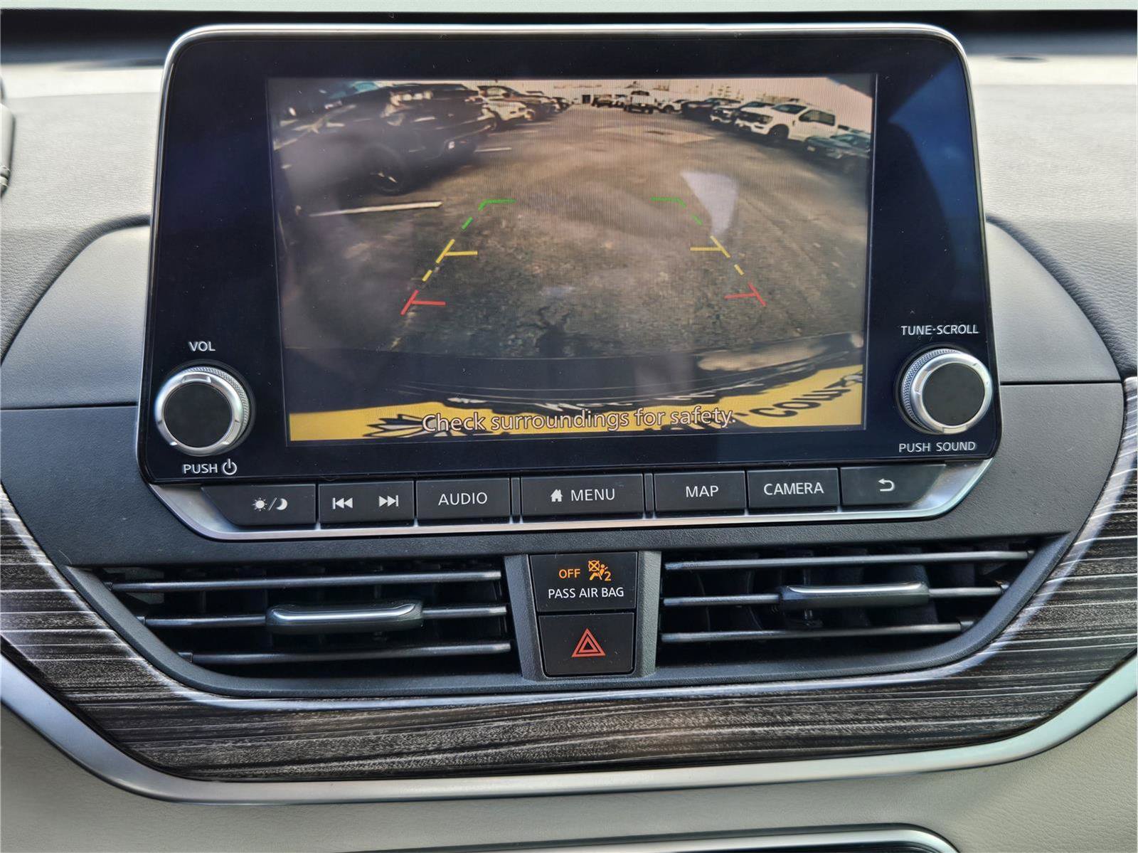 Used 2019 Nissan Altima 2.5 SL FWD image 16