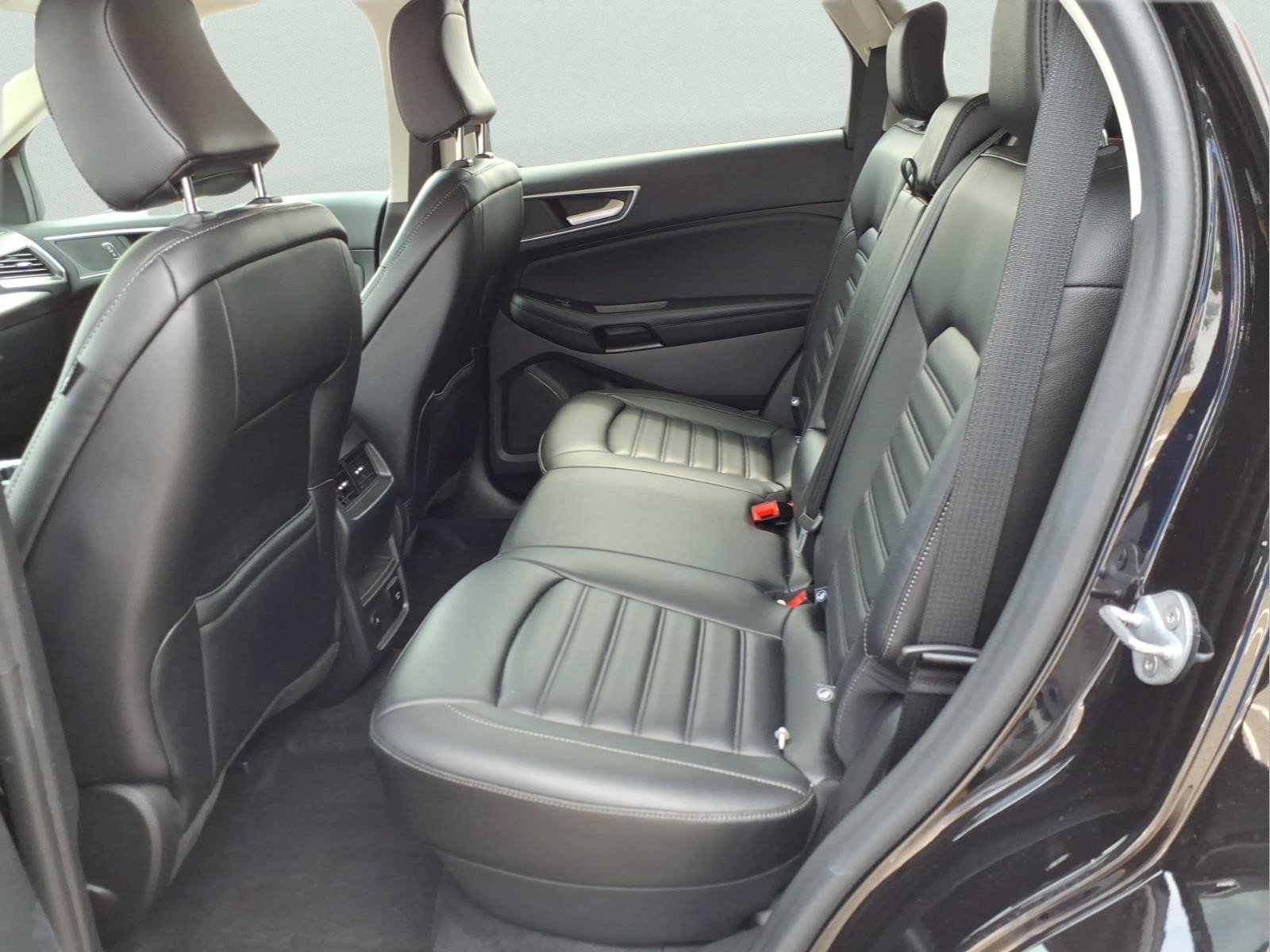 Certified 2023 Ford Edge SEL w/ Convenience Package AWD/4WD image 5