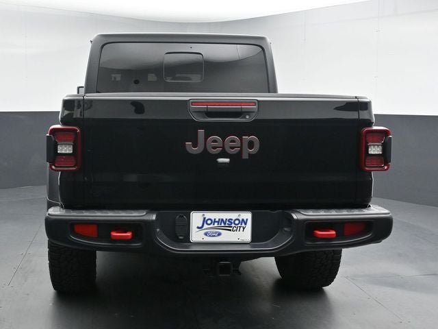 Used 2024 Jeep Gladiator Rubicon w/ Technology Group AWD/4WD image 9