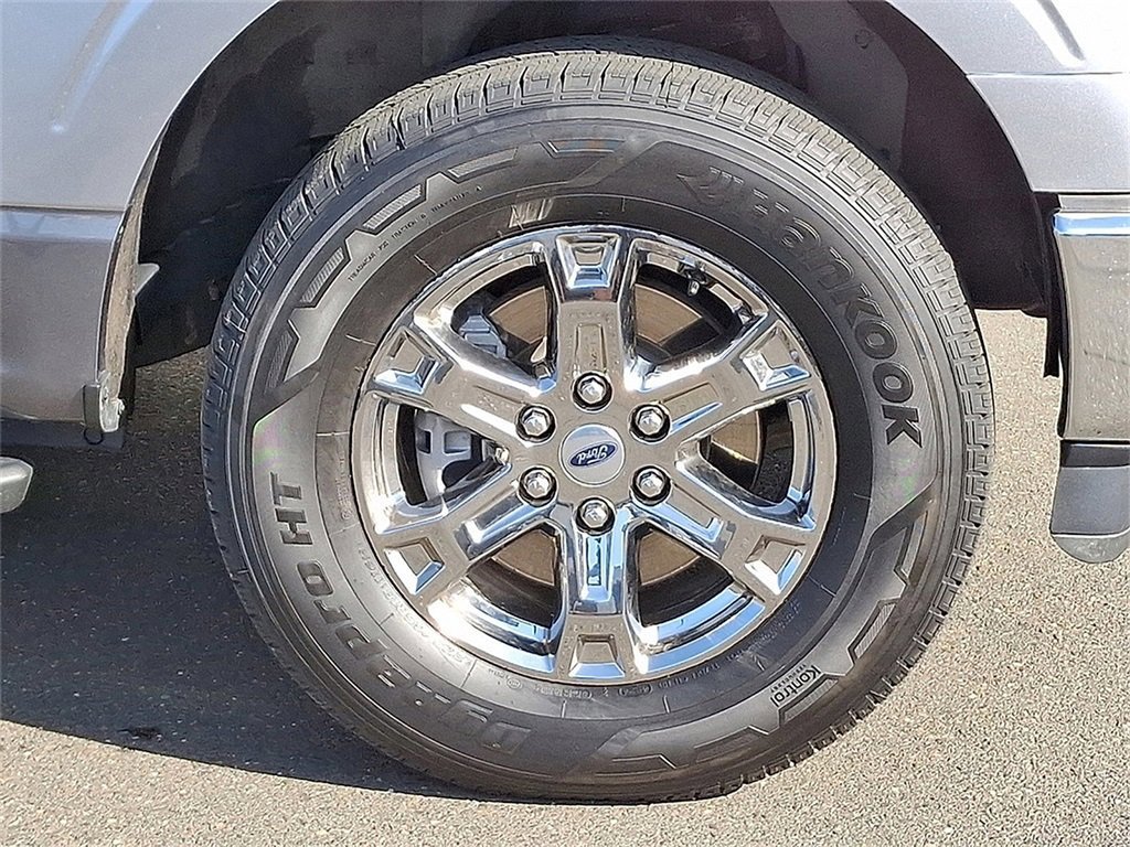 Certified 2022 Ford F150 XLT w/ Equipment Group 302A High image 8