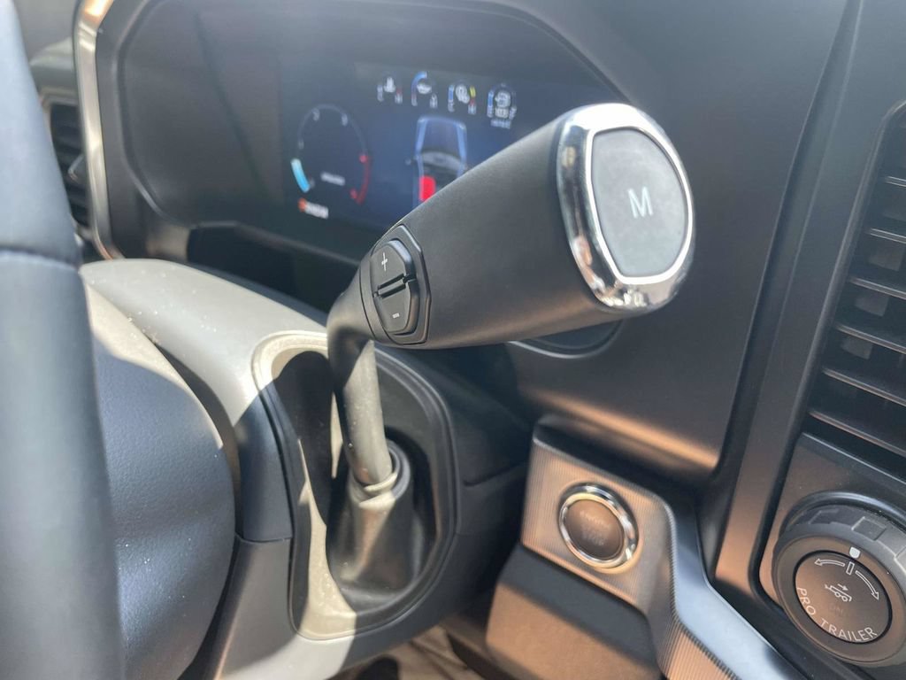 Certified 2024 Ford F250 Platinum AWD/4WD image 17