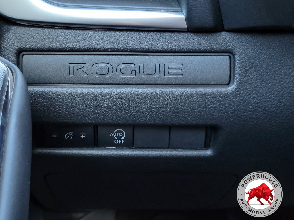 Used 2023 Nissan Rogue S AWD/4WD image 26