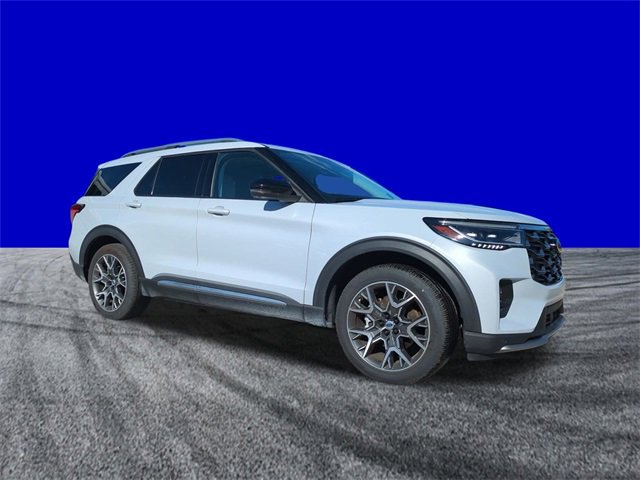 Certified 2025 Ford Explorer Platinum w/ Ultimate Package image 2