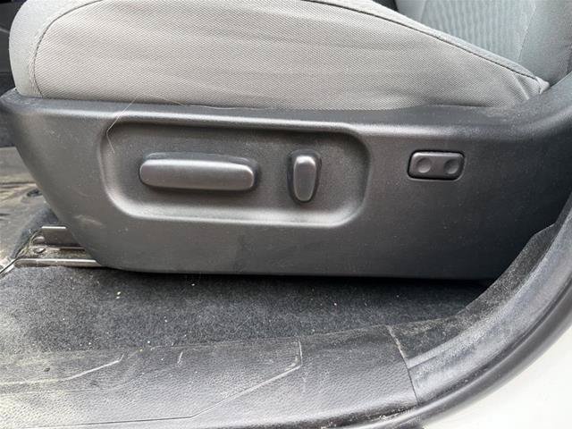Used 2022 Toyota Tacoma SR5 w/ Technology Package AWD/4WD image 15