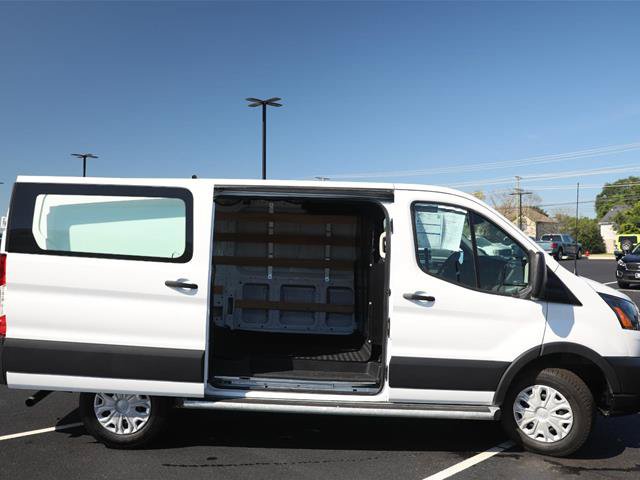 Certified 2025 Ford Transit 250 Low Roof w/ Exterior Upgrade Package RWD image 7