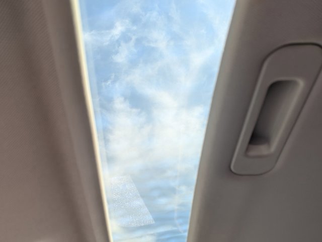 Certified 2021 Ford EcoSport SE image 25