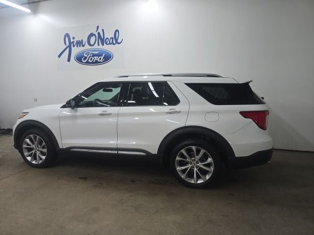Certified 2021 Ford Explorer Platinum w/ Equipment Group 601A AWD/4WD image 32