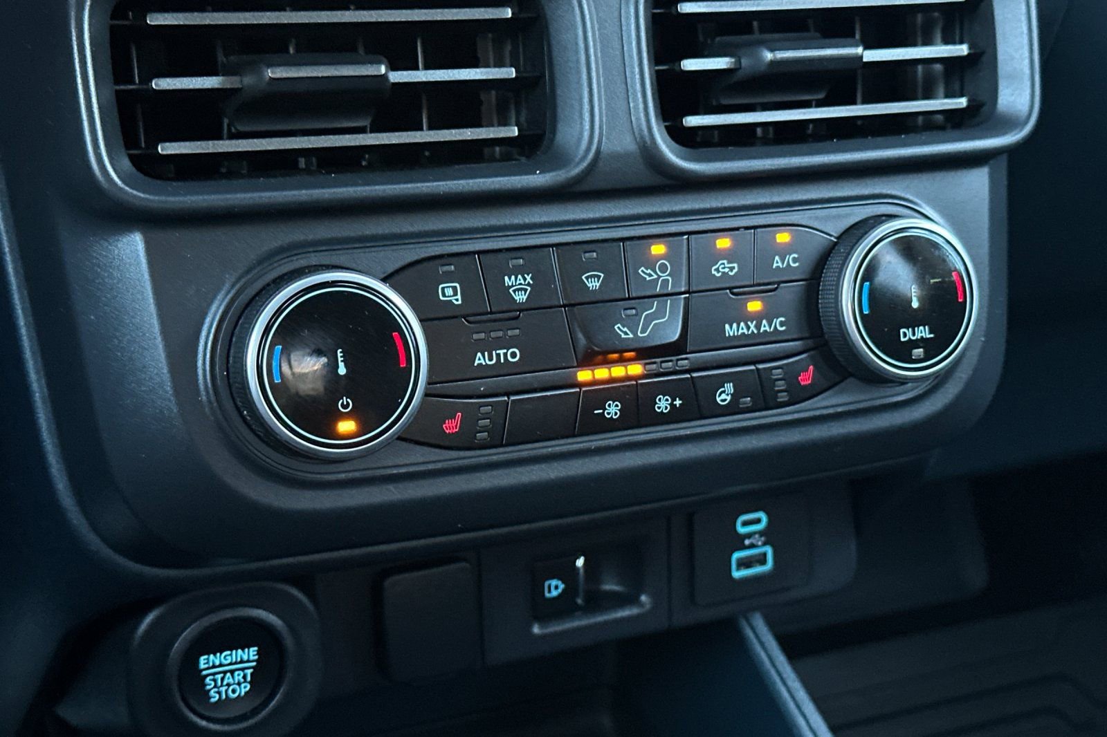 Certified 2024 Ford Maverick Tremor w/ Tremor Off-Road Package image 19