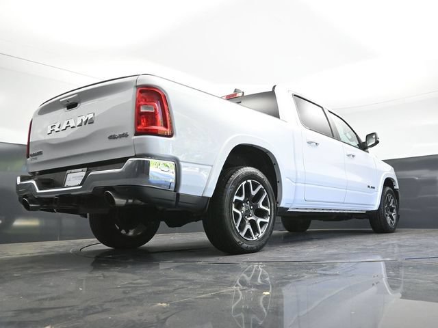 Used 2025 RAM 1500 Laramie AWD/4WD image 38