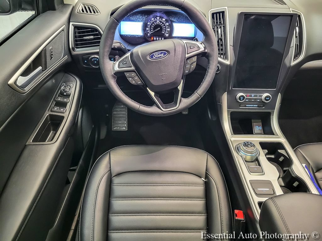 Certified 2024 Ford Edge SEL w/ Convenience Package AWD/4WD image 14